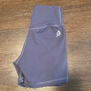 Ptula shorts size small